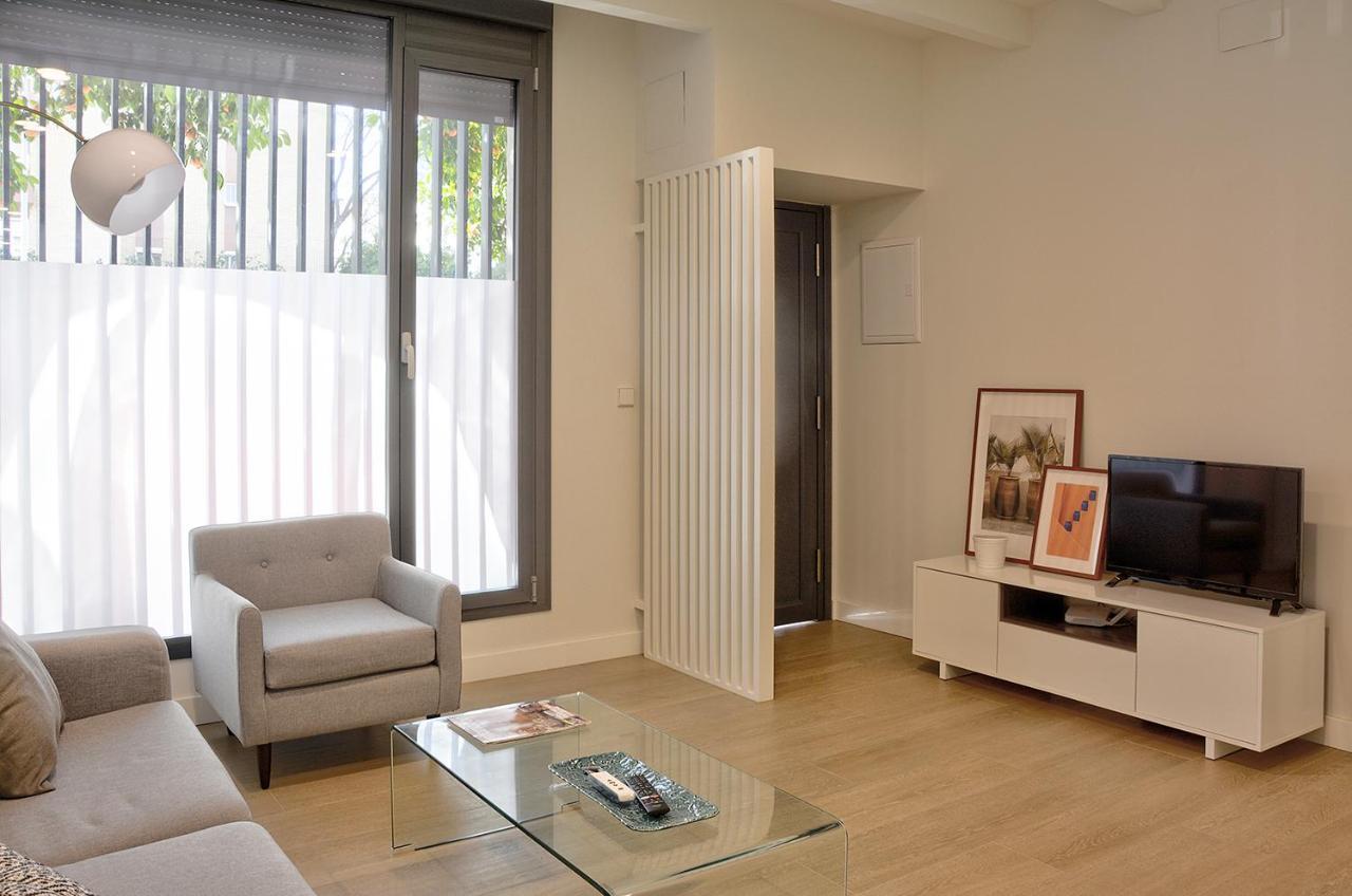 Apartamento De Dos Dormitorios En Triana Σεβίλλη Εξωτερικό φωτογραφία