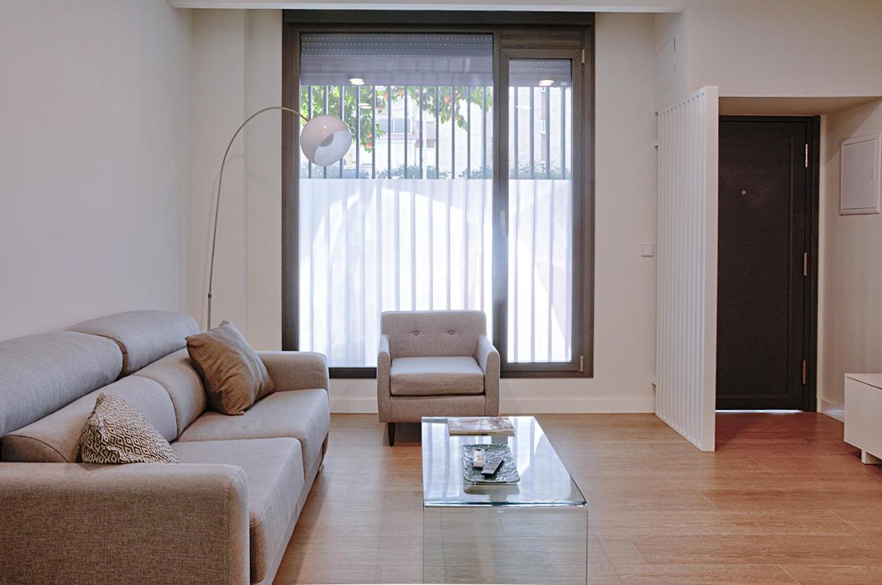 Apartamento De Dos Dormitorios En Triana Σεβίλλη Εξωτερικό φωτογραφία